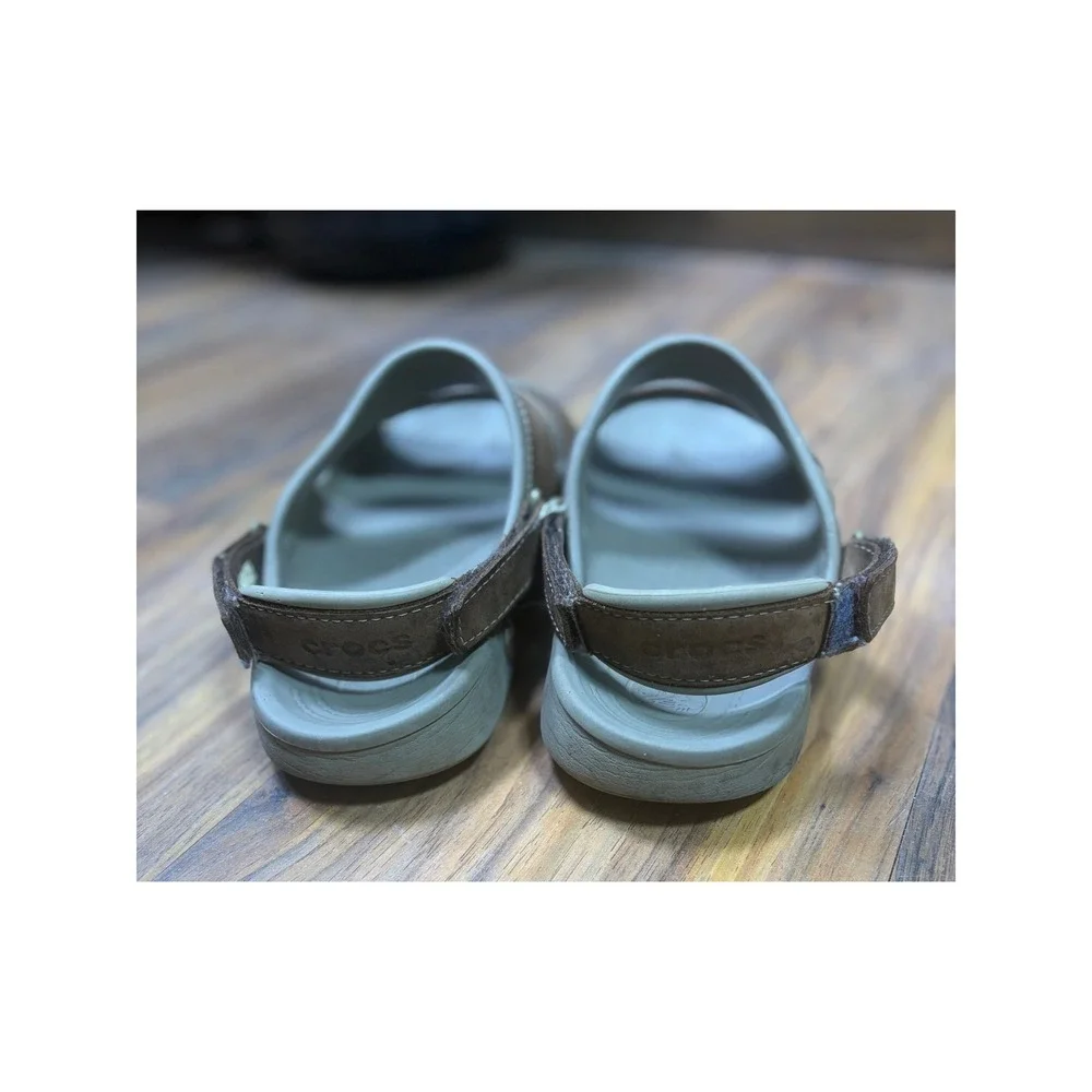 Crocs Yukon Mesa Sandals Men's 11 Brown Leather Adjustable Heel Strap 14325